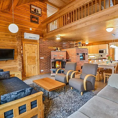 Laattaja Moekki By Interhome * Ukkohalla